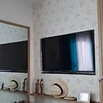 Ainely Daire *